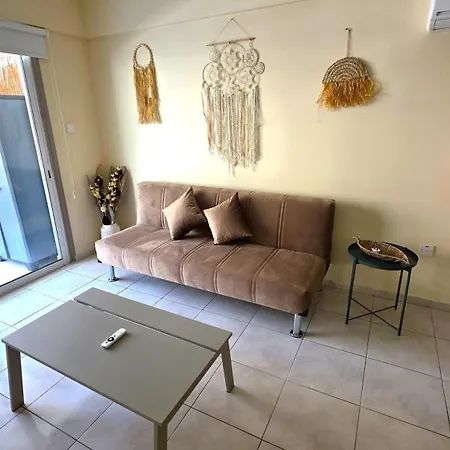 Stylish 2br With Balcony & Wi-fi * Ларнака